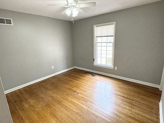 2nd image of 5141 Dunnellon Ave