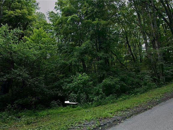 5th image of 180 Hawkins Hollow Rd