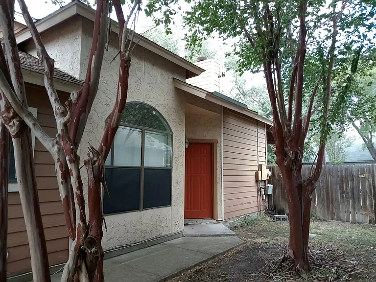 10225 Canton Fld — Photo 17