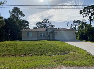 607 W 7th St, Lehigh Acres, FL 33972