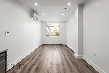 Rented by Rennit Inc.