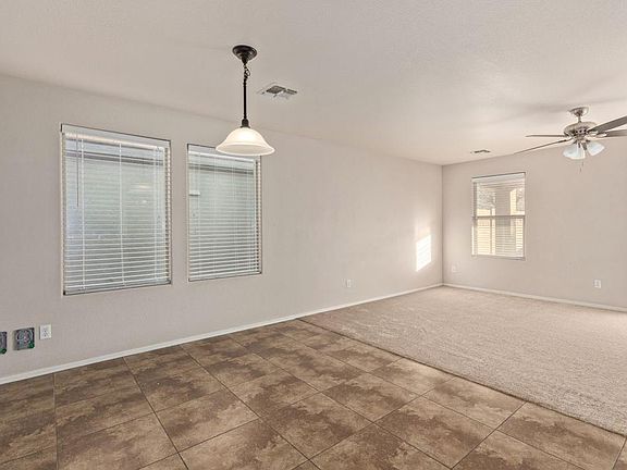 5th image of 963 E Daniella Dr