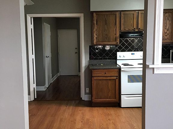 5th image of 1140 W La Salle St