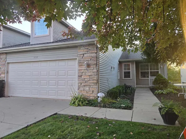 1152 Shingle Oak Ln, Rockford, IL 61107
