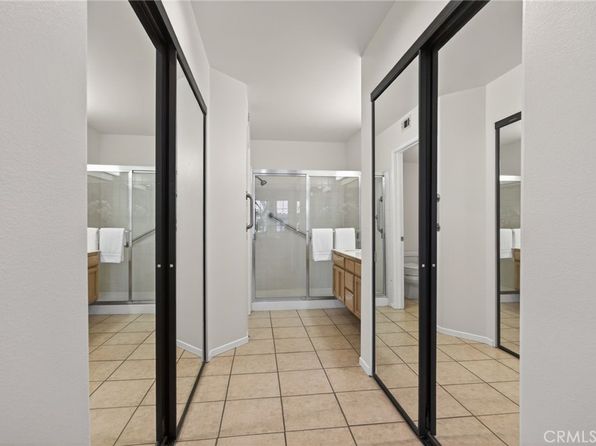 2 beds, 2 baths, 1,368 sqft house for sale in Oxnard, CA photo 34