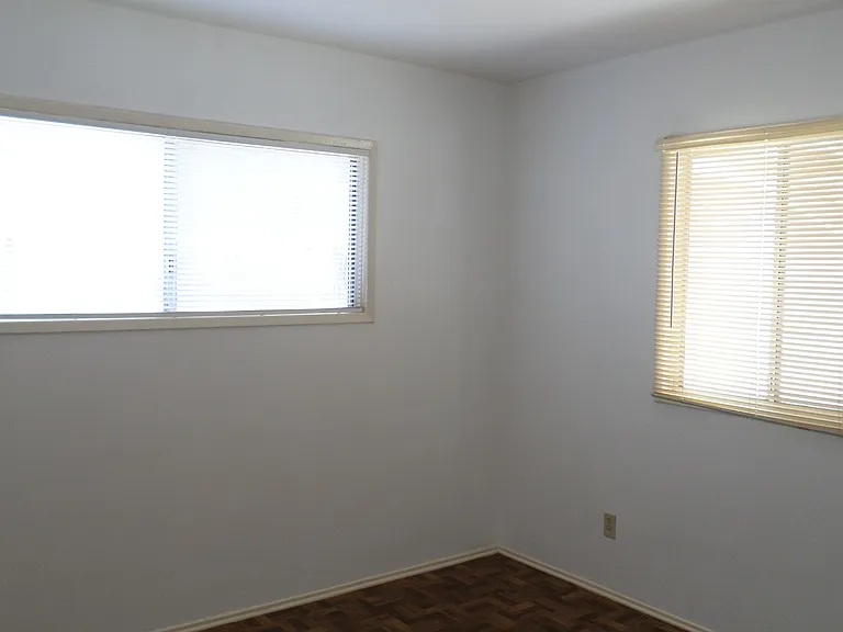 2613 Muscatel Ave — Photo 10