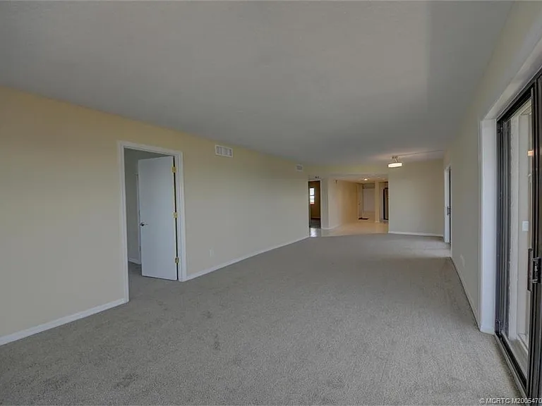 10044 S Ocean Dr #1202 — Photo 10