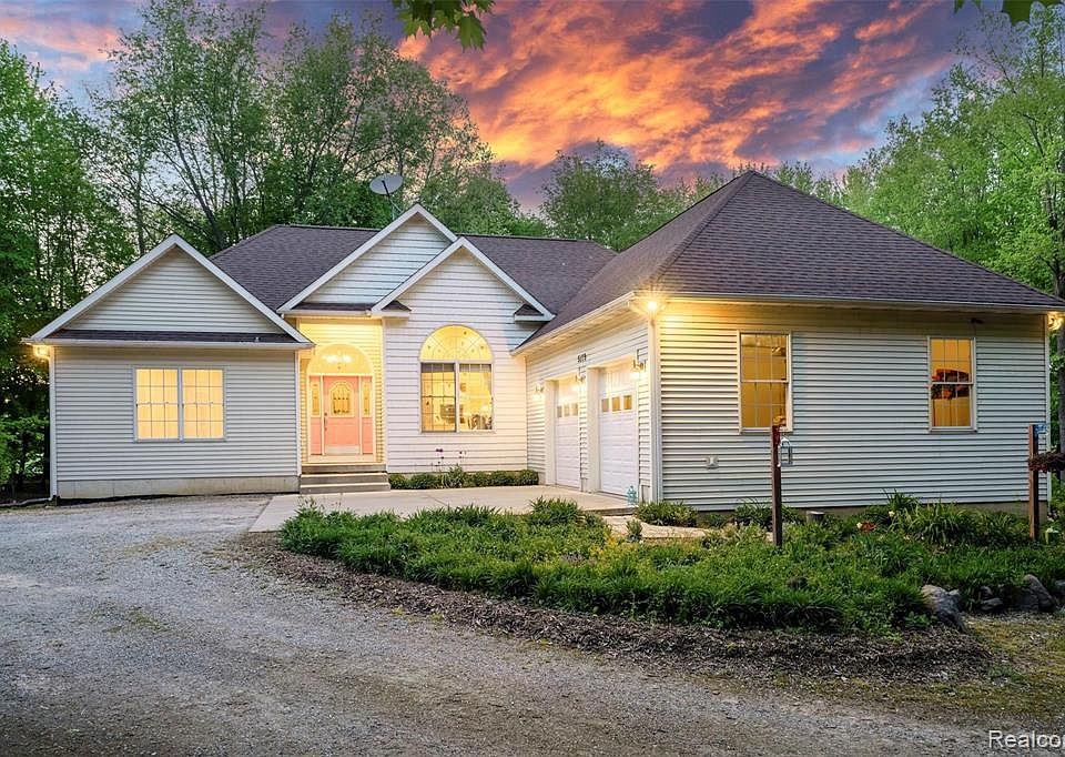5179 E Grand River Rd, berville, MI 48892 Zillow