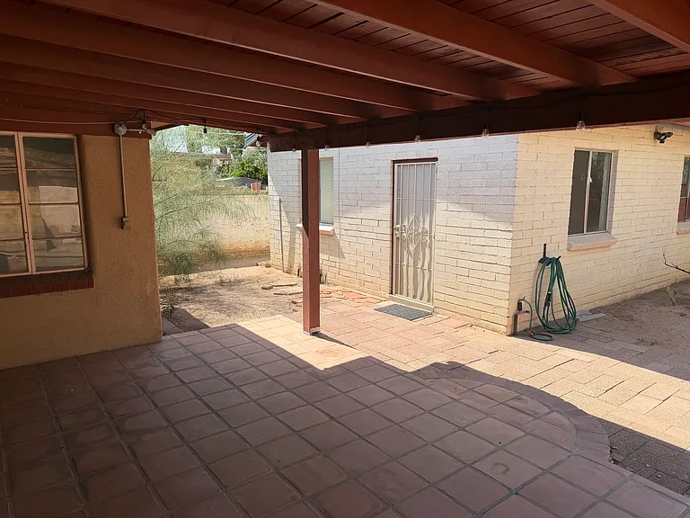 3357 E Pima St — Photo 17