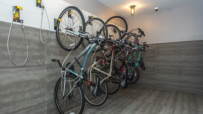 Rented by Nooklyn NYC LLC | media 49