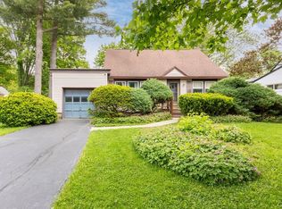 217 Redfield Ave, Fayetteville, NY 13066