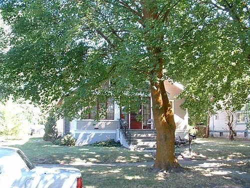 2nd image of 404 N Anderson St