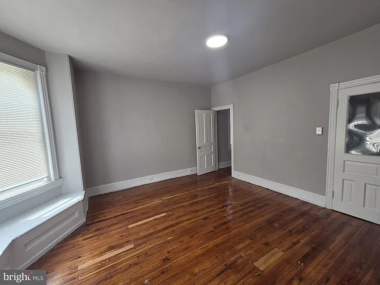5109 Knox St — Photo 13