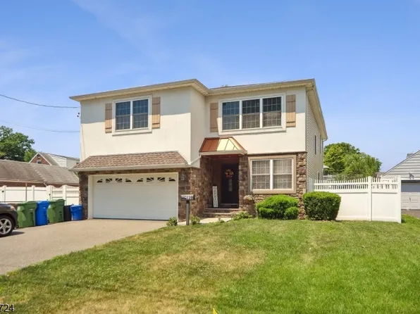 230 Birchwood Rd, Linden City, NJ 07036