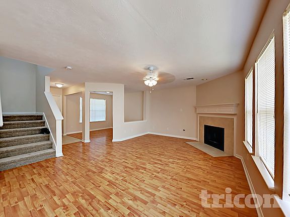 4th image of 6214 Majesty Ln