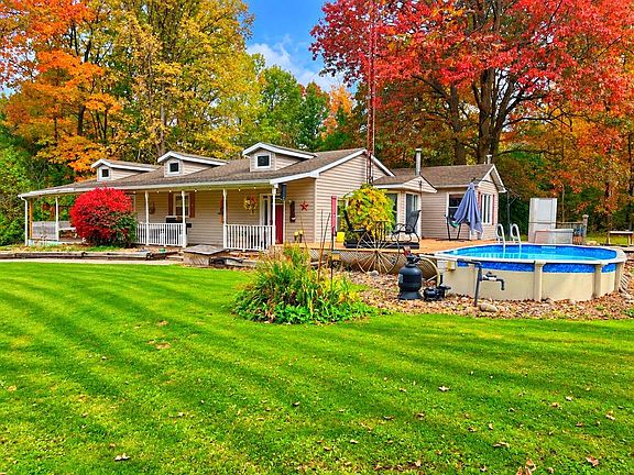 2nd image of 5054 Forest Rd
