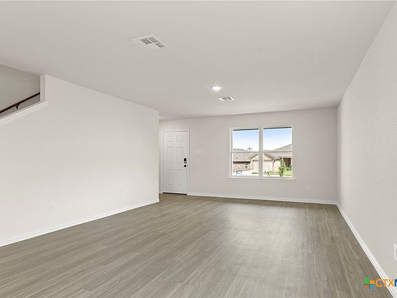 4th image of 3815 Leming Ct