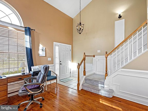 4th image of 20 Primrose Dr