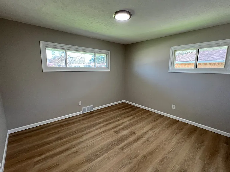 7326 Dell Haven Dr — Photo 12