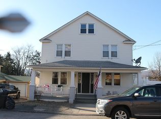 518 3rd Ave, Jessup, PA 18434