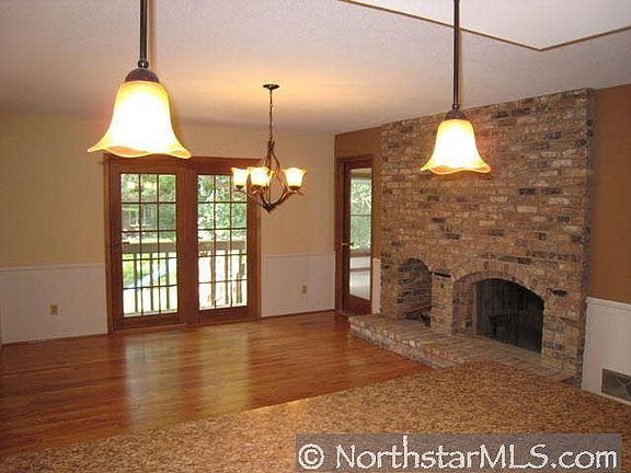 4th image of 2225 Chalet Drive NE