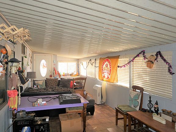 2nd image of 450 W Sunwest Dr #29