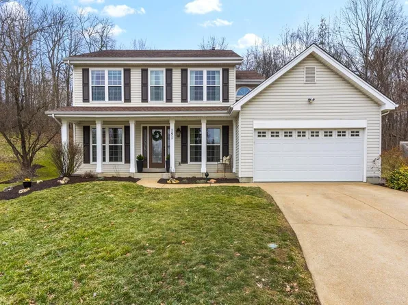 151 Winter Park Ct, Fenton, MO 63026