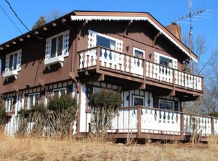 1110 Delaware Ct W, Bushkill, PA 18324