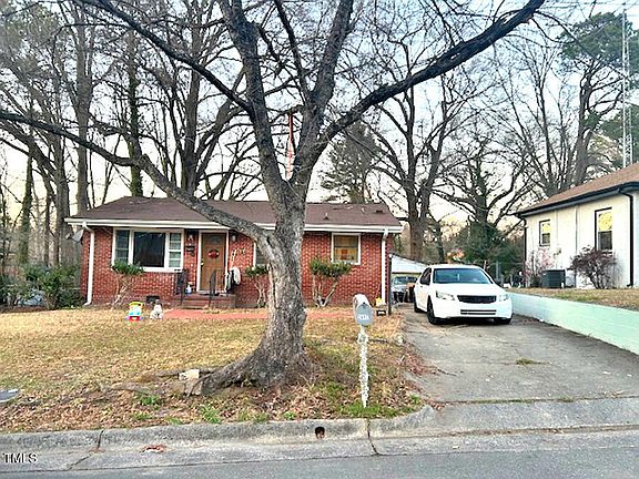 3rd image of 2607 Sater St