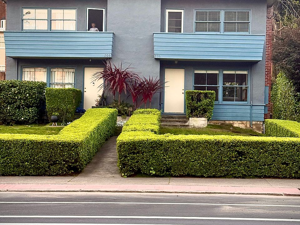 1st image of 206 Miller Ave