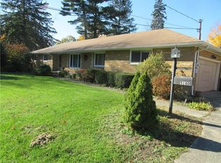 5180 Lucydale Ave, North Olmsted, OH 44070