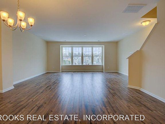 5th image of 6539 Revere St