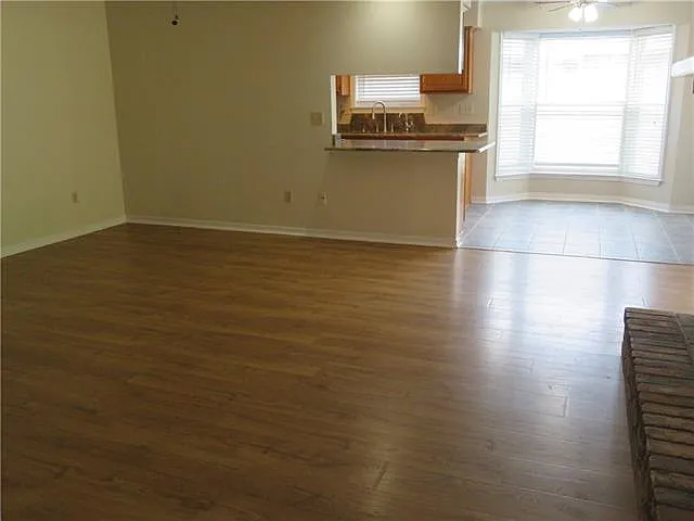 132 Dunleith Dr — Photo 5