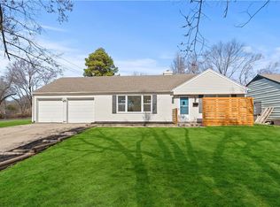 7652 High Dr, Prairie Village, KS 66208