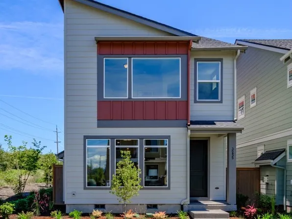 3255 SE Farrow Ln, Hillsboro, OR 97123