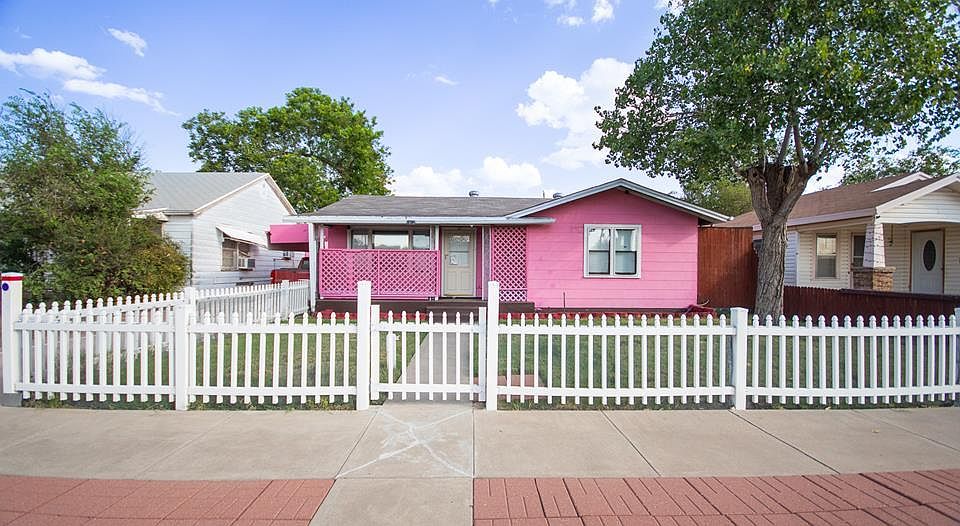 1st image of 1012 Sycamore St