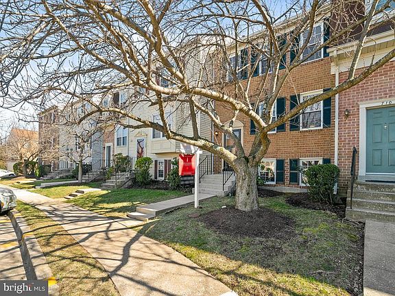 3rd image of 708 Ivy League Ln Unit 12-68
