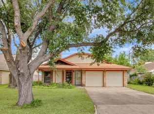 1103 Chinaberry Dr, Bryan, TX 77803