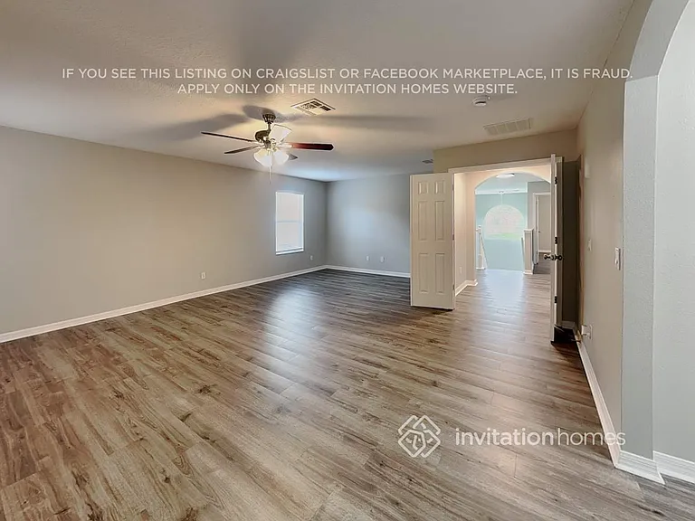 101 Calabria Springs Cv — Photo 20