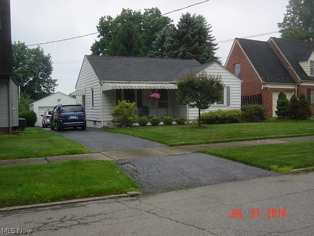 1st image of 655 E Kline St