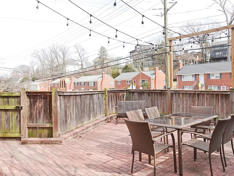 1315 N Lynnbrook Dr — Photo 16