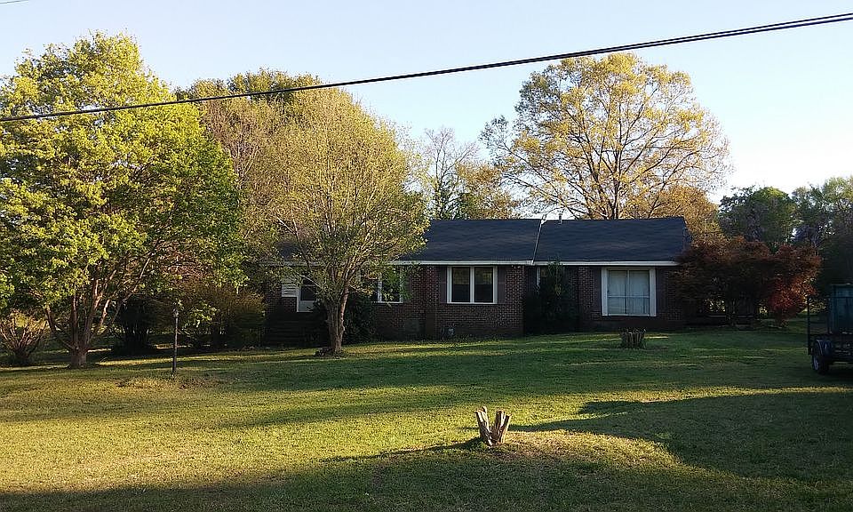 front of house from road