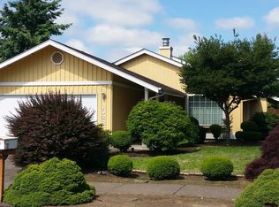 1026 S 44th St, Springfield, OR 97478
