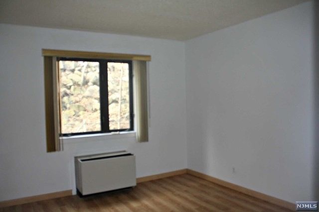 2nd image of 1150 River Rd APT 3G