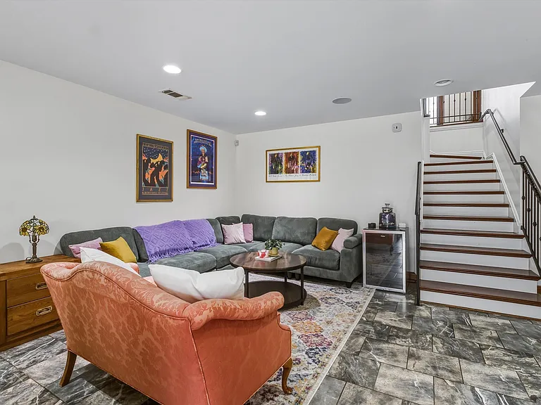 6414 Highland Rd — Photo 22