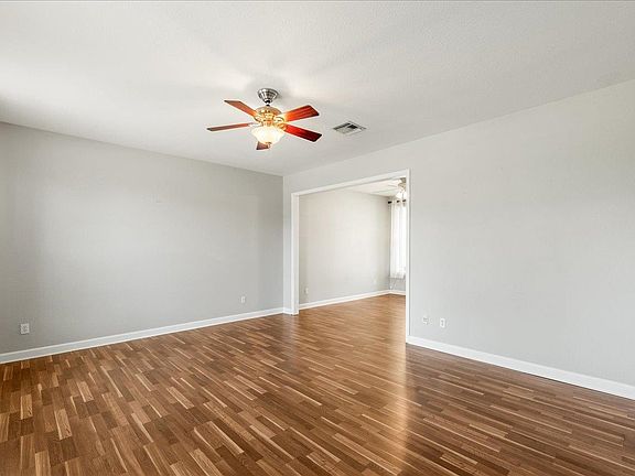 4th image of 4282 Park Crossing Trl