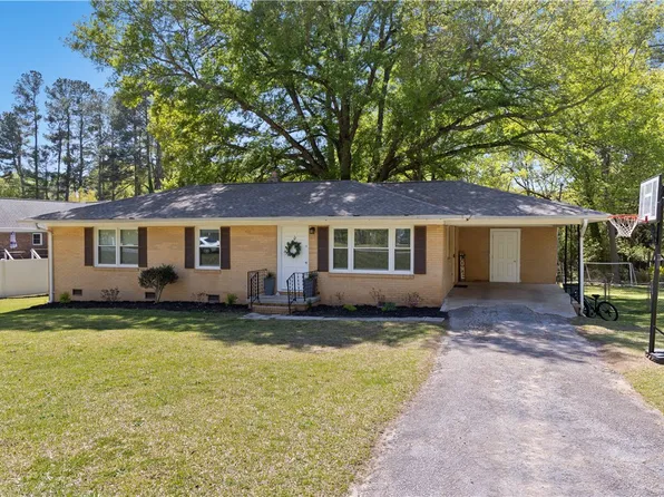 301 Playground Rd, Walhalla, SC 29691