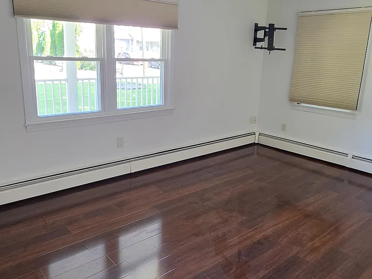 5 Andrews Pl — Photo 2