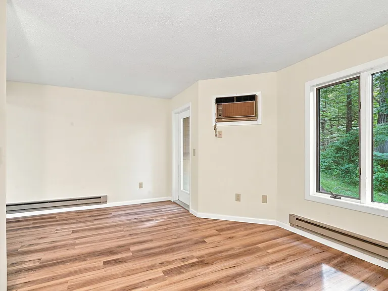 44 Tolland Ave #20 — Photo 15