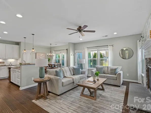 3719 Dolly Madison Rd, Charlotte, NC 28208